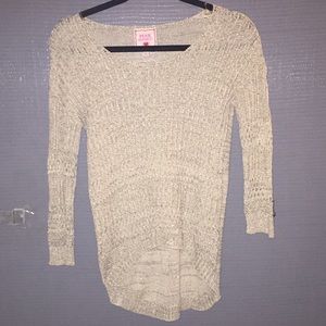 Quarter sleeve knitted sweater size XS